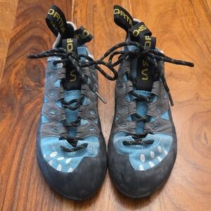 La Sportiva Tarantulace Climbing Shoes